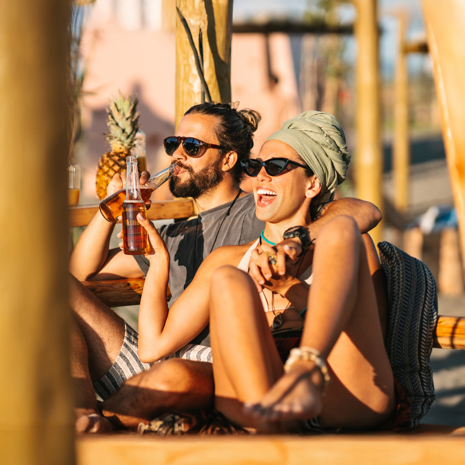 Coasterra_Community_Lakeside Bar